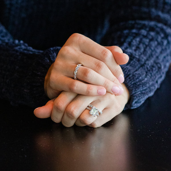 different types of anniversary rings