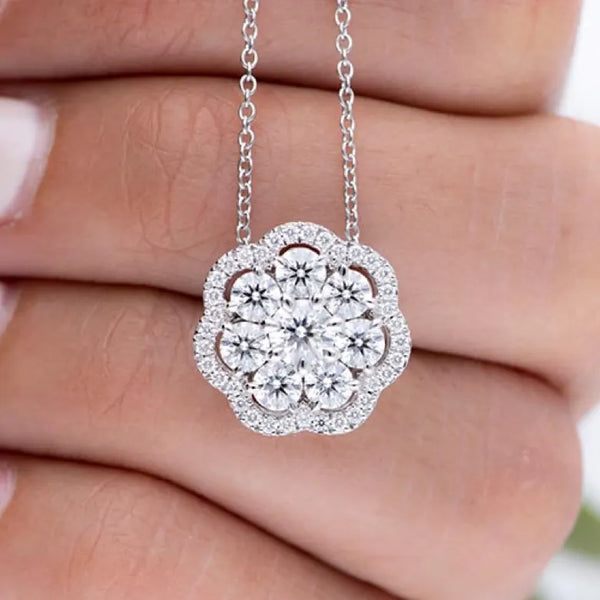 hearts on fire cluster diamond pendant