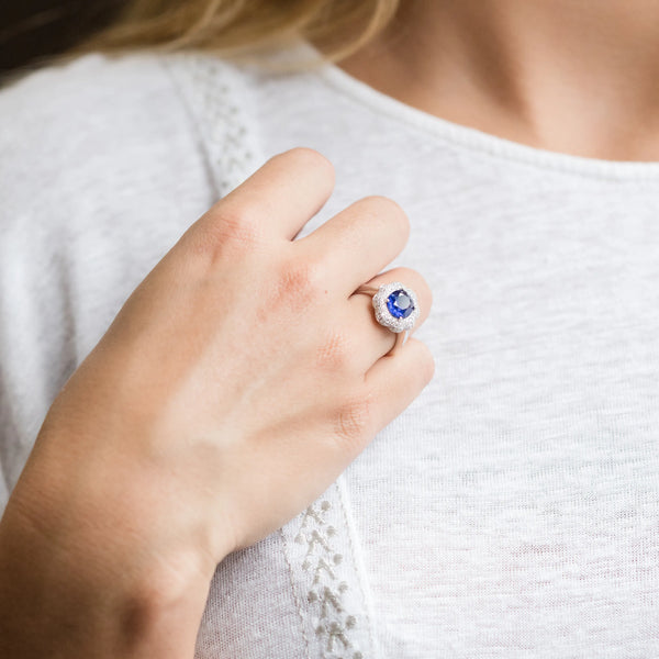 BLue gemsotne ring
