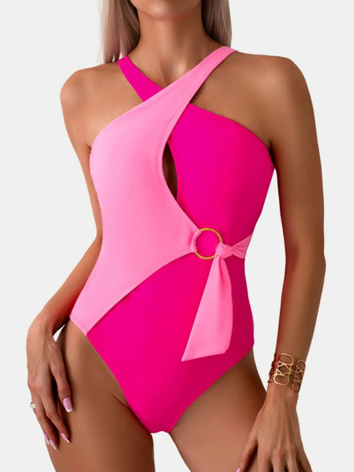 Cutout Contrast Sleeveless One-Piece Swimwear - GlossiChic Collection