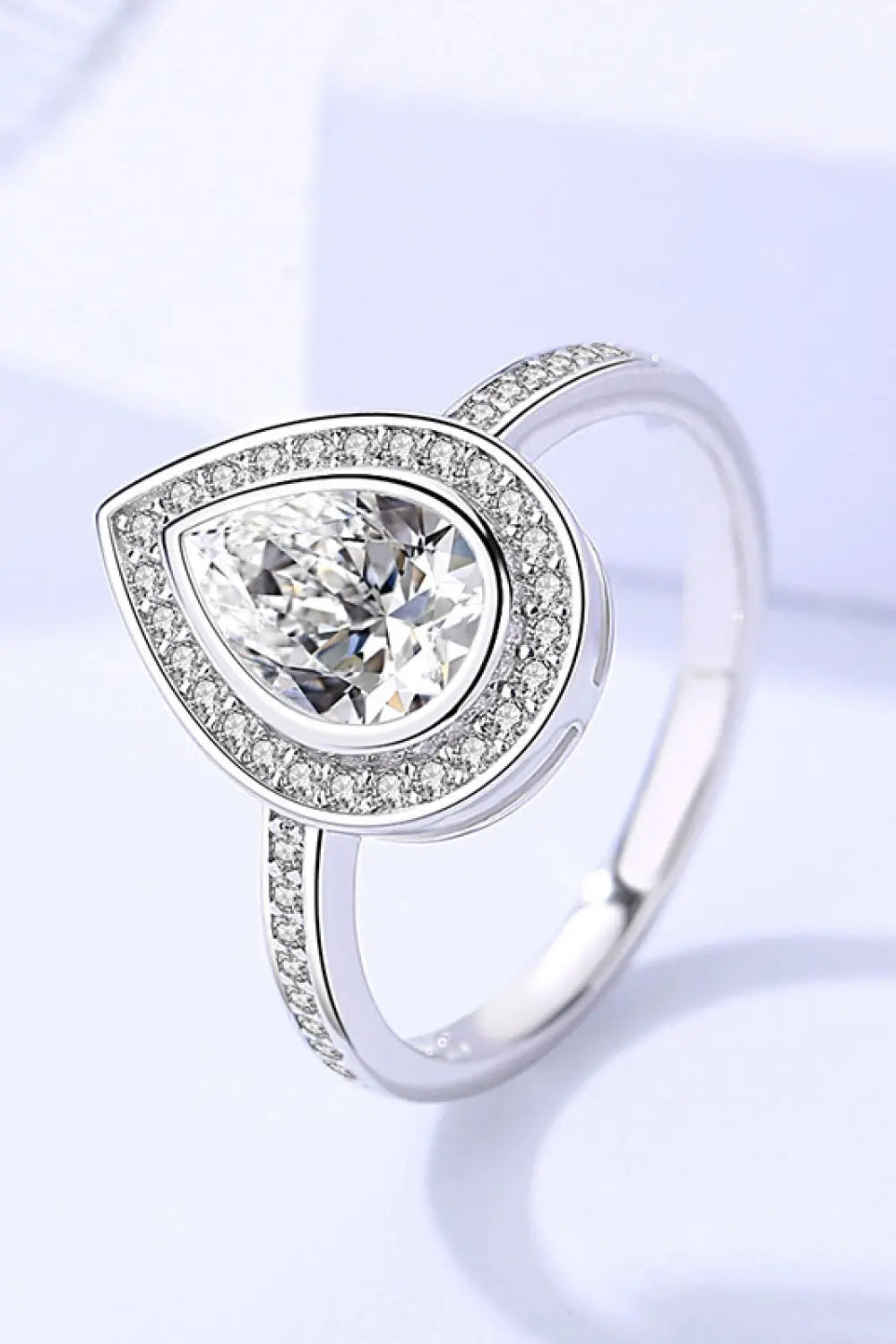 925 Sterling Silver Teardrop Moissanite Ring - GlossiChic Collection