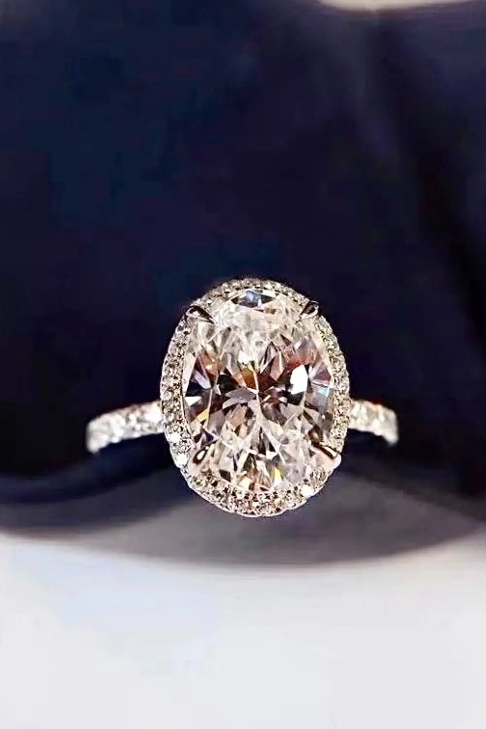 2 Carat Moissanite Platinum-Plated Ring - GlossiChic Collection