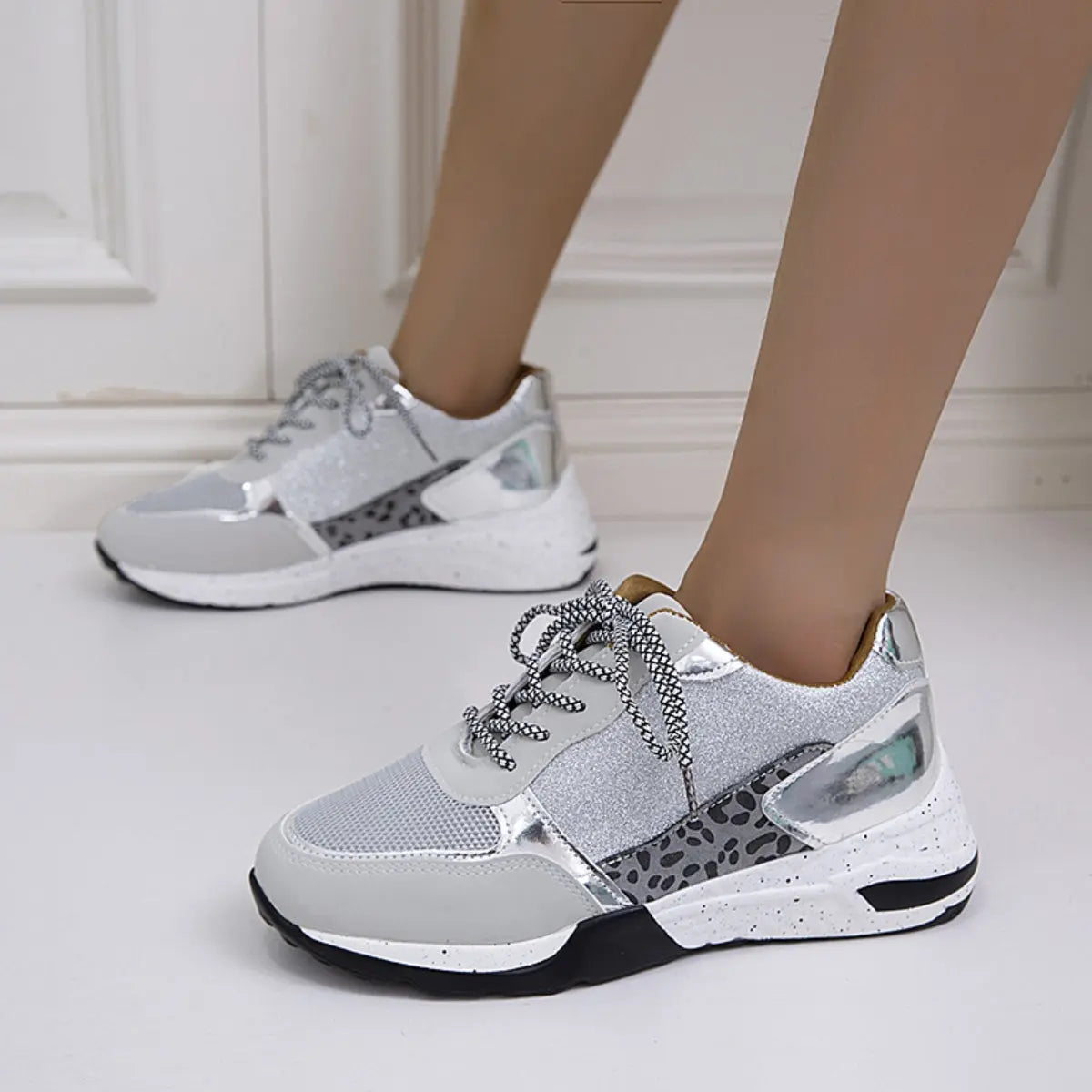 Lace-Up Round Toe Platform Sneakers Trendsi