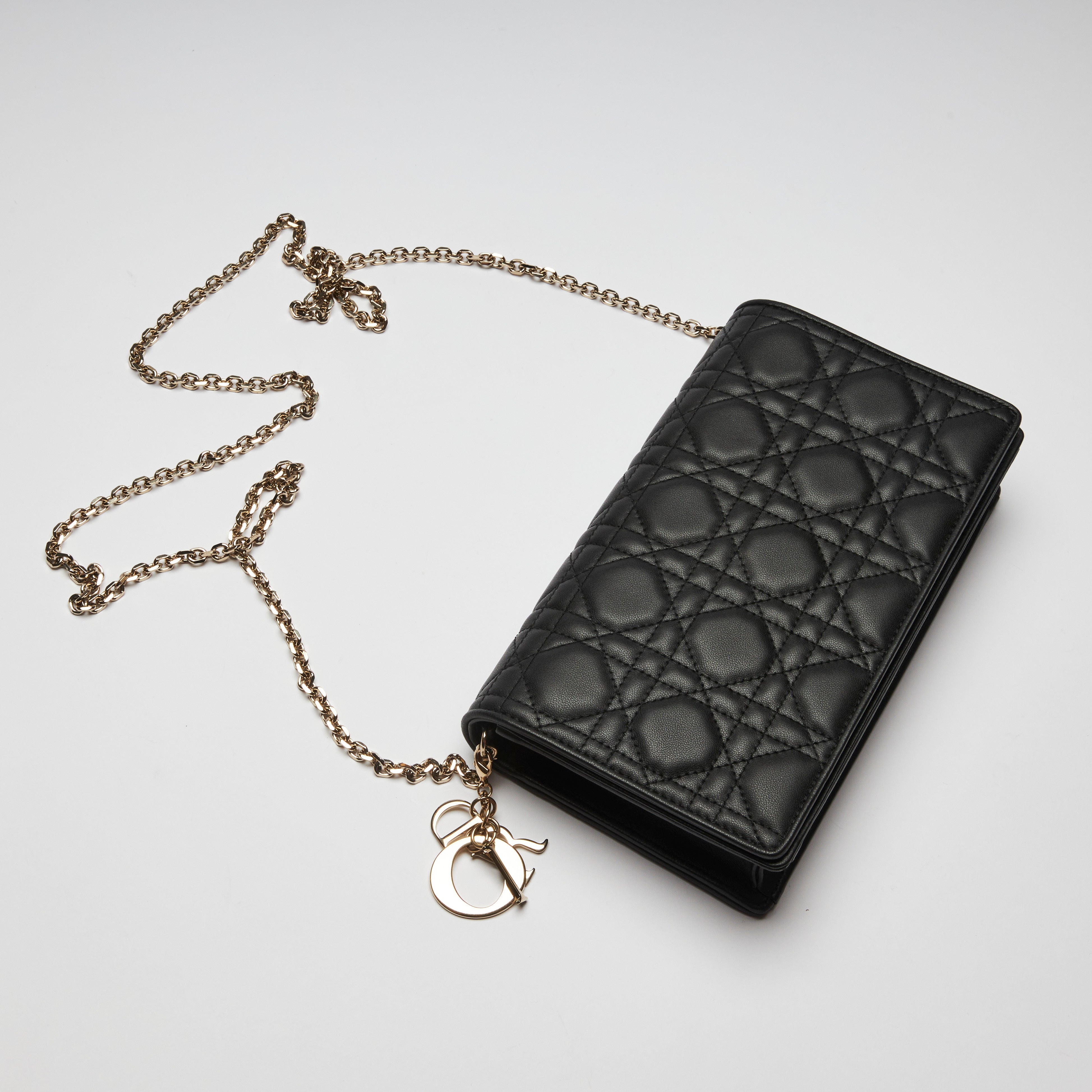 Louis Vuitton - Twist Mechanical Flower Epi Leather Chain Wallet Noir