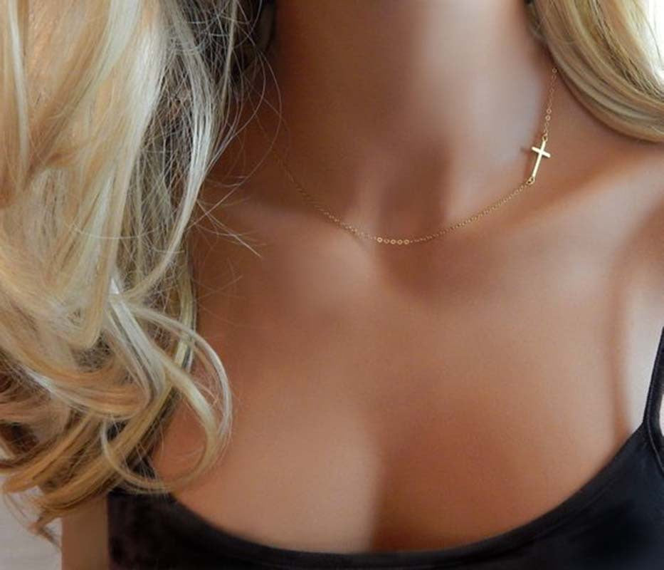 Chic Cross Choker: Stainless Steel Clavicle Necklace