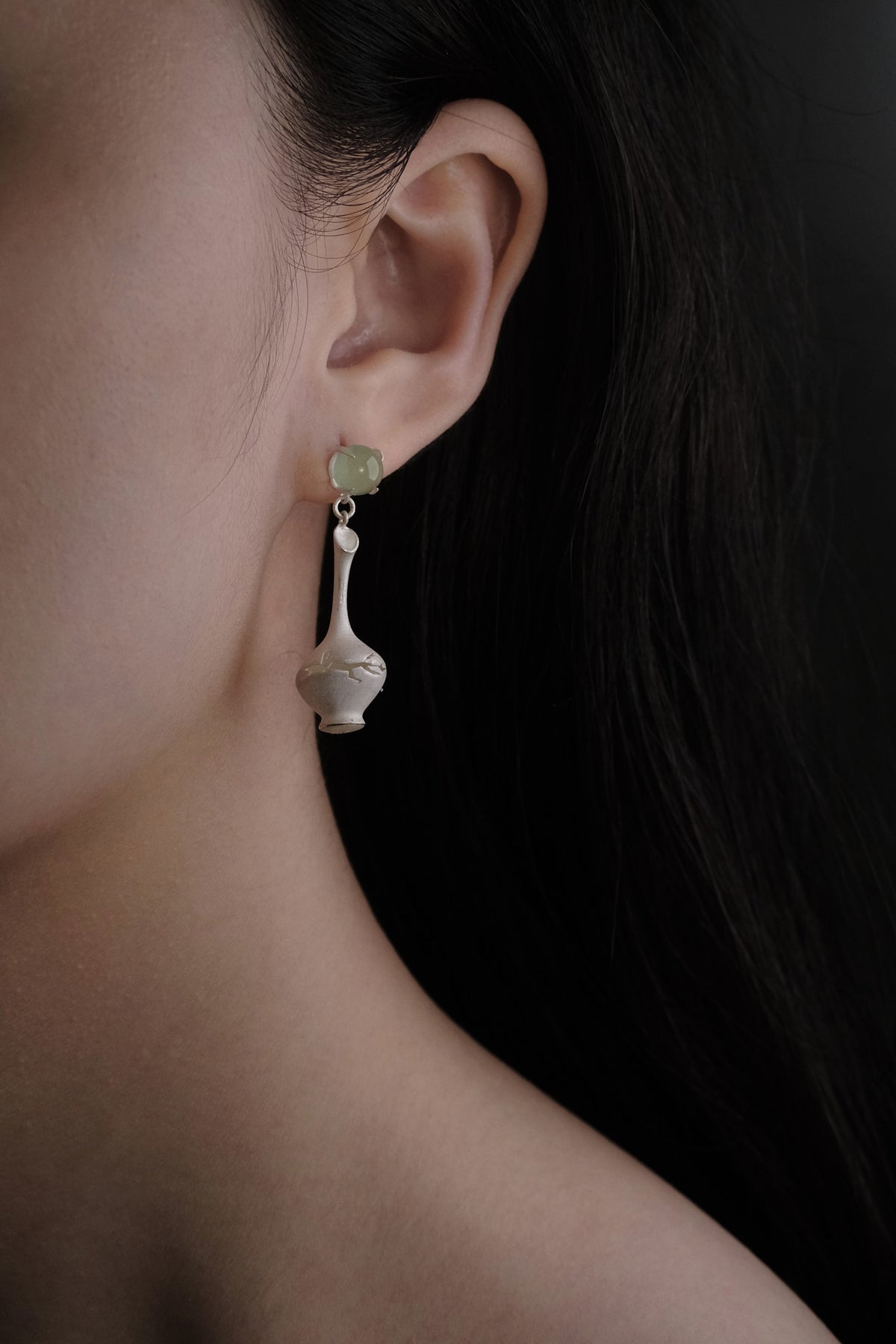 SERIOUSLY NEW-"Plate Series" Spreading Earrings