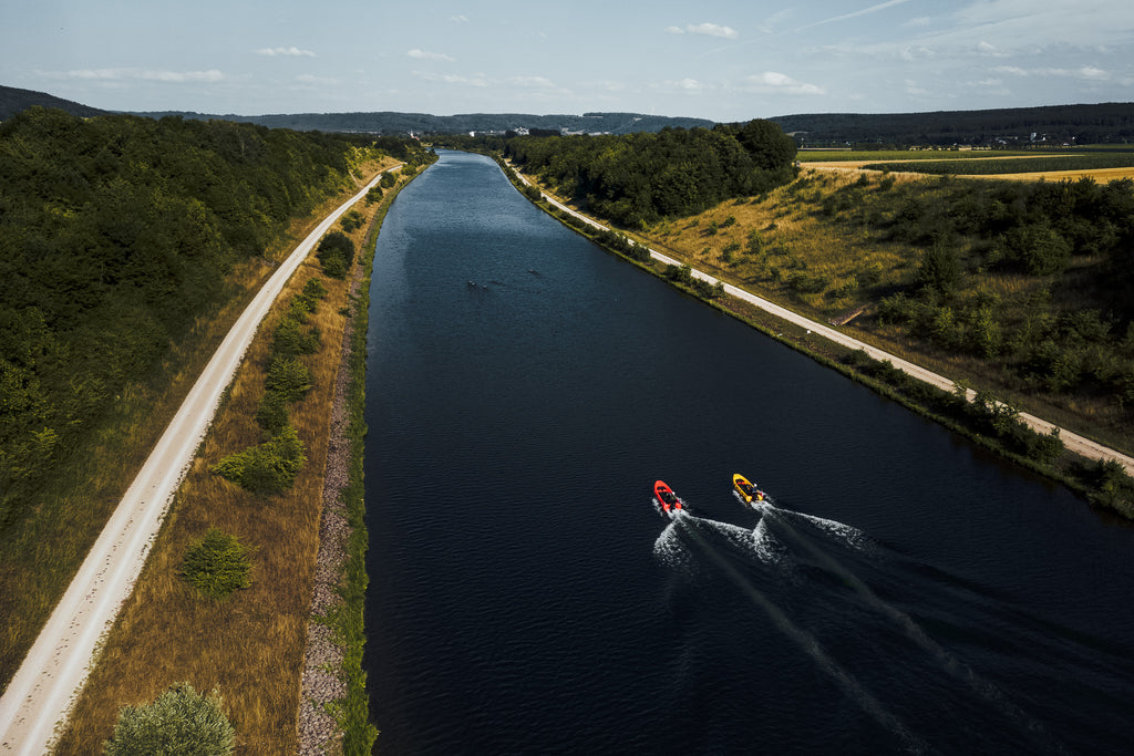 Coastbuster på elvereise gjennom Europa