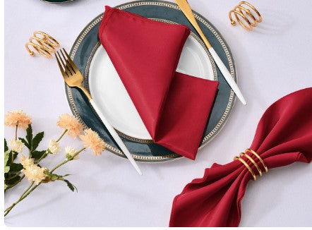 https://cdn.shopify.com/s/files/1/0645/6184/0365/products/BurgandySatinNapkins.jpg?v=1679657544&width=533