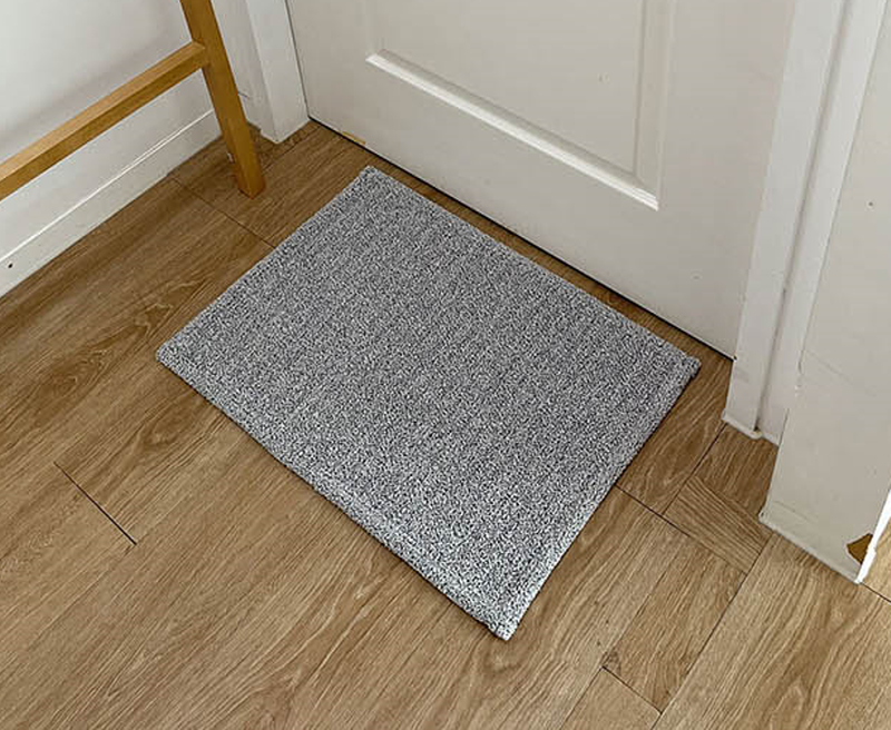 Two-Tone Pastel Microfiber Bath Mat (Set of 2) Gray