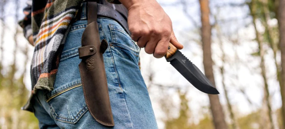 Best Knives for Bushcraft: How To Choose a Survival Knife