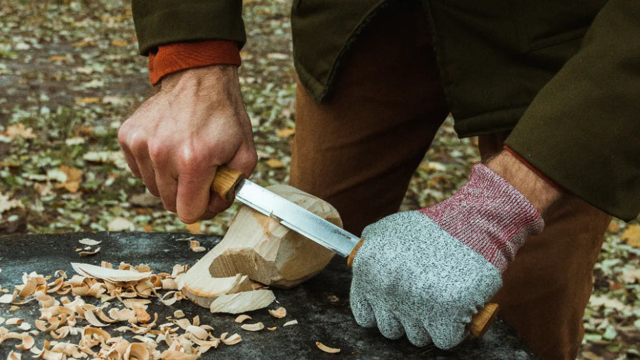 carving wood