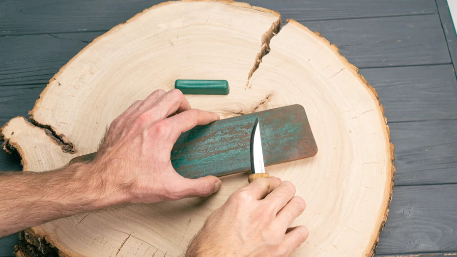 polishing a carving knife
