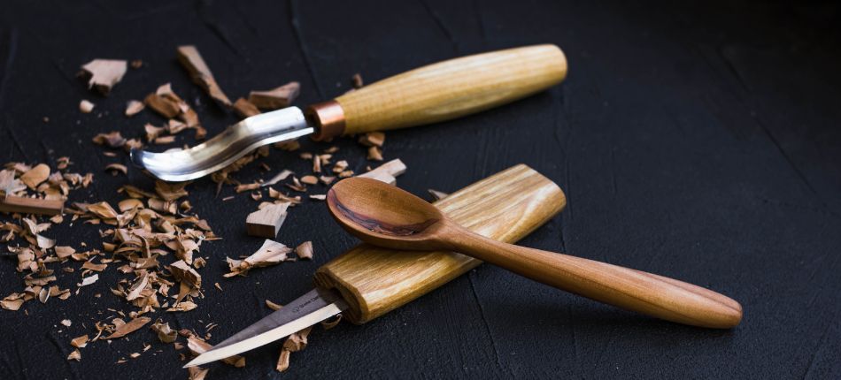 What are the different types of woodcarving chisel? - Wonkee Donkee Tools