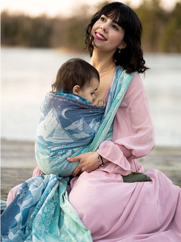 long baby wrap used for breastfeeding