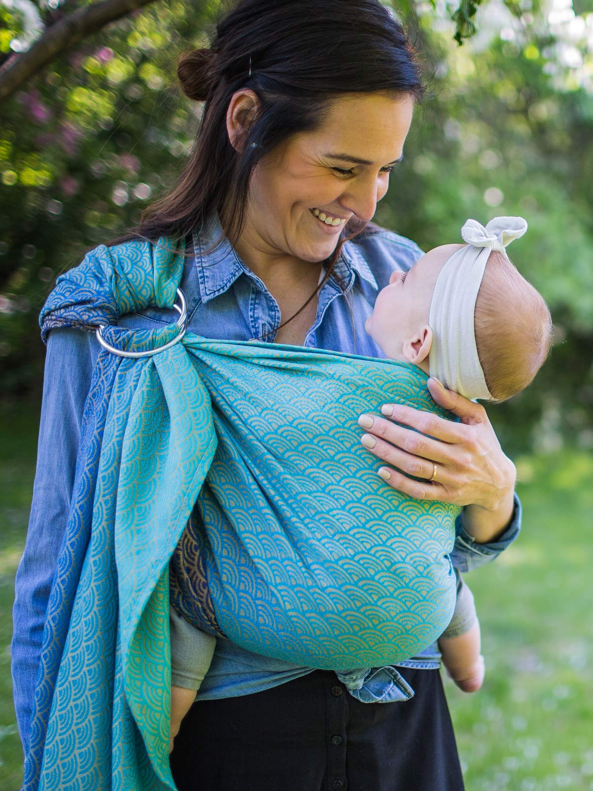 The 7 Benefits of Baby Ring Sling - mamaway Maternity Blog & Advice