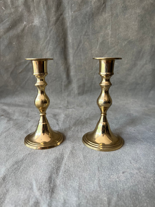 VINTAGE BRASS CANDLESTICK HOLDER FINGER LOOP RING ADJUSTABLE PUSH UP HEIGHT