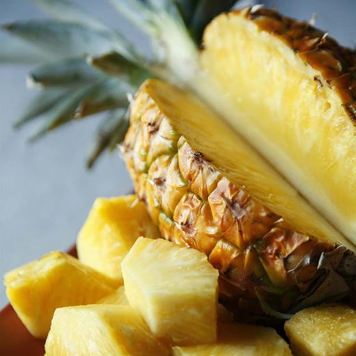 Tropical, juicy, sweet pineapple Fresh sliced tropical pineapple