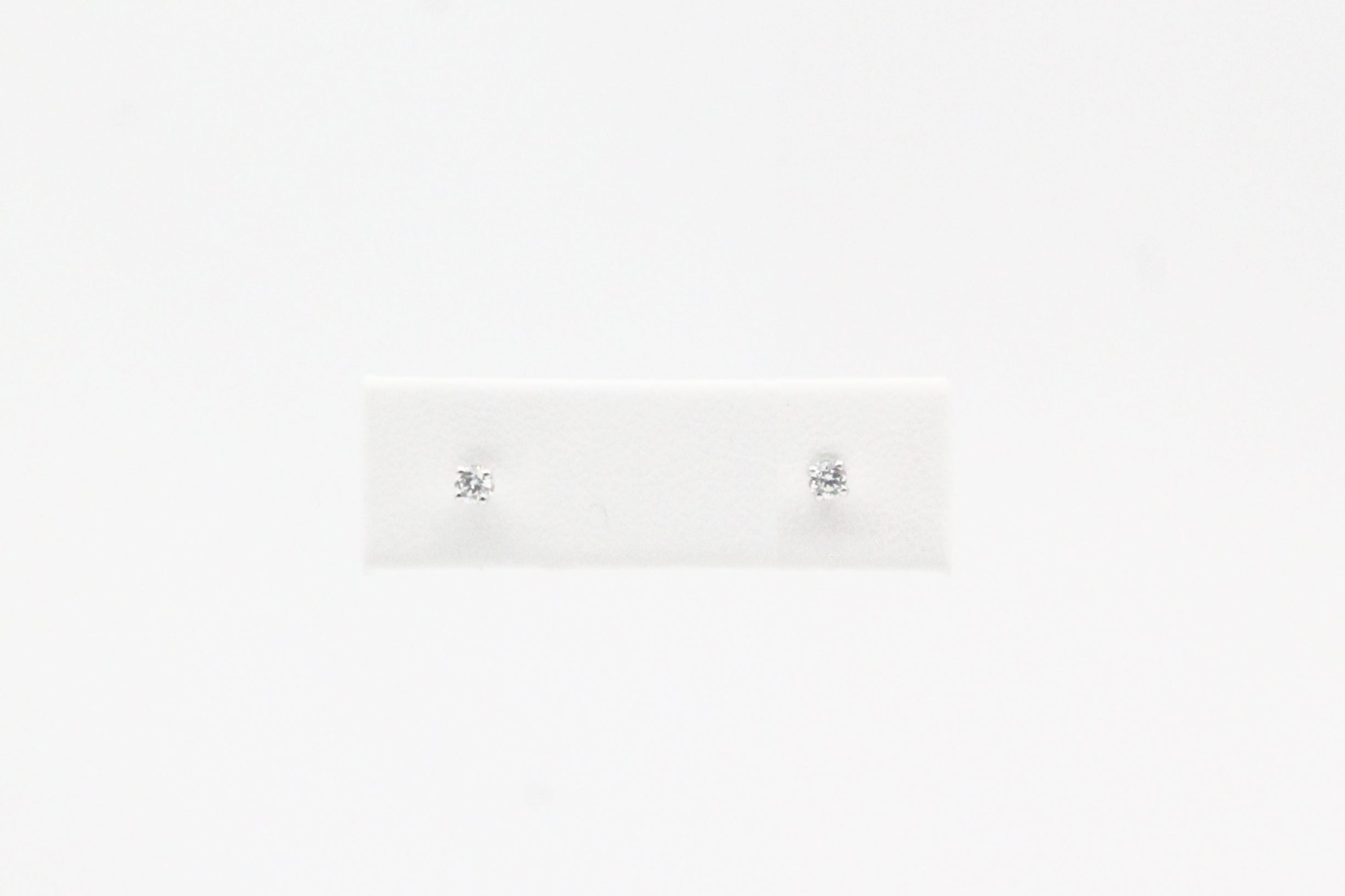 White Gold .10ctw Diamond Stud Earrings