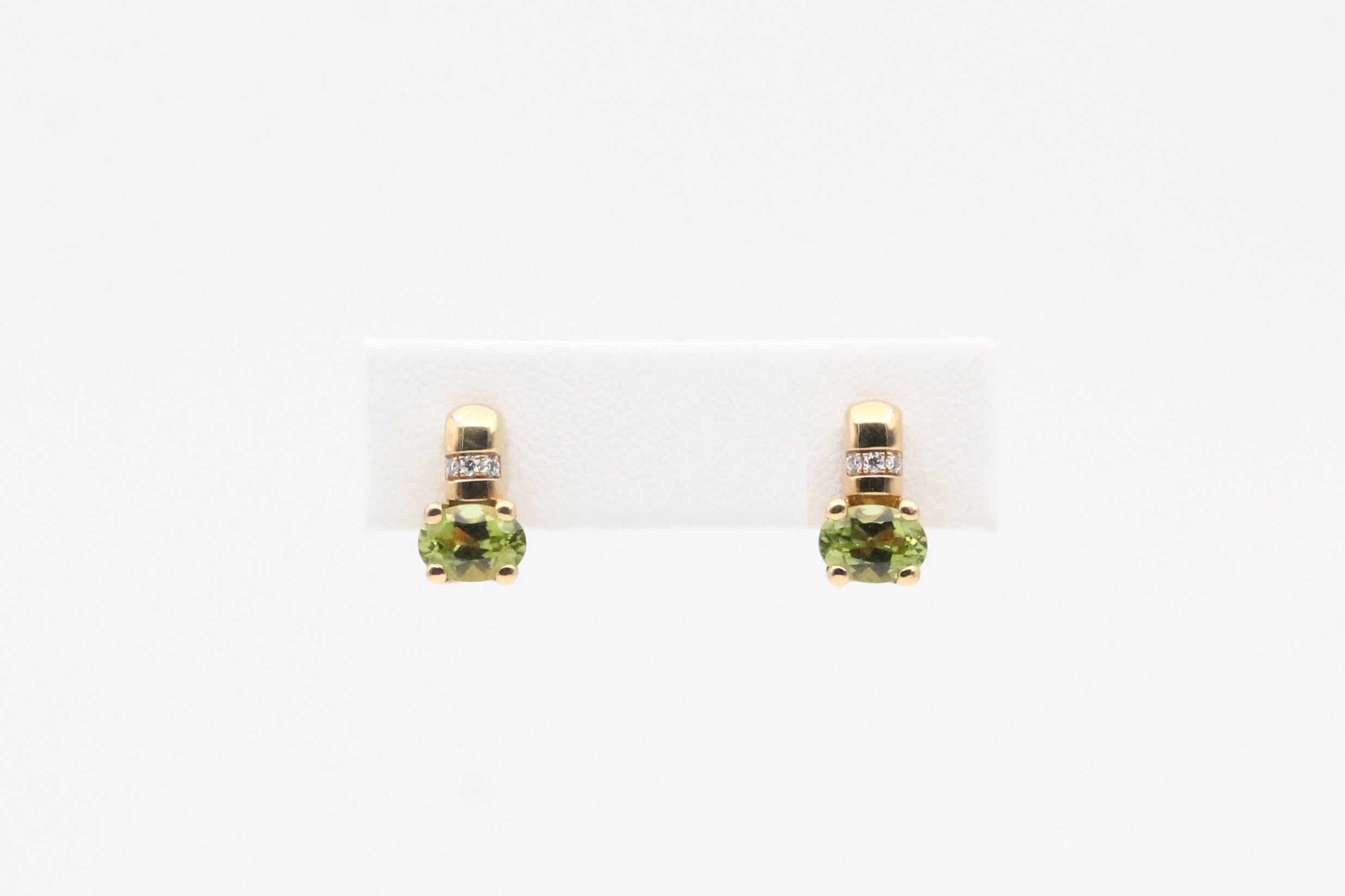 Yellow Gold Oval Peridot Earring with Diamonds