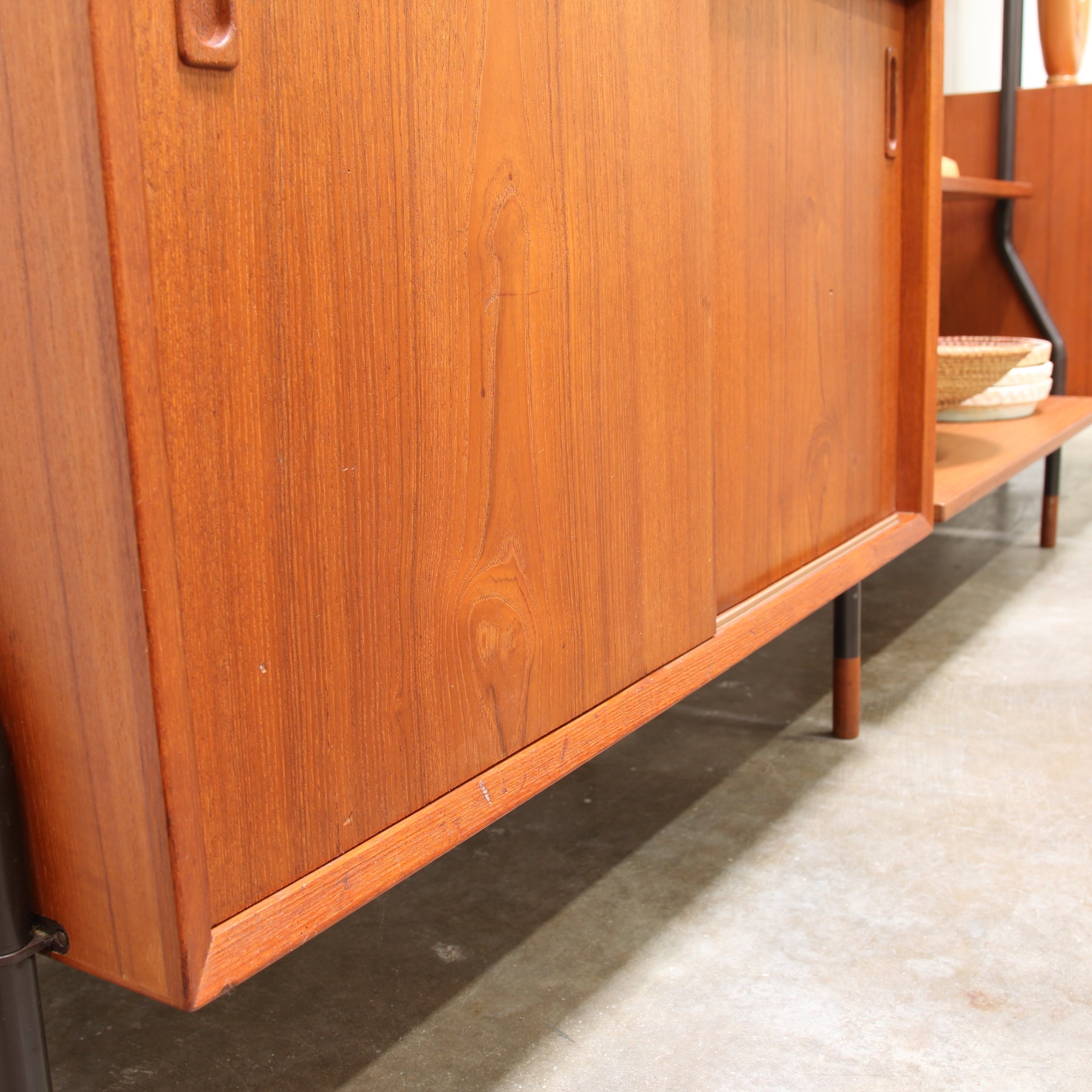 Lyby møbler danish teak wall unit / room divider hikos Room møbler