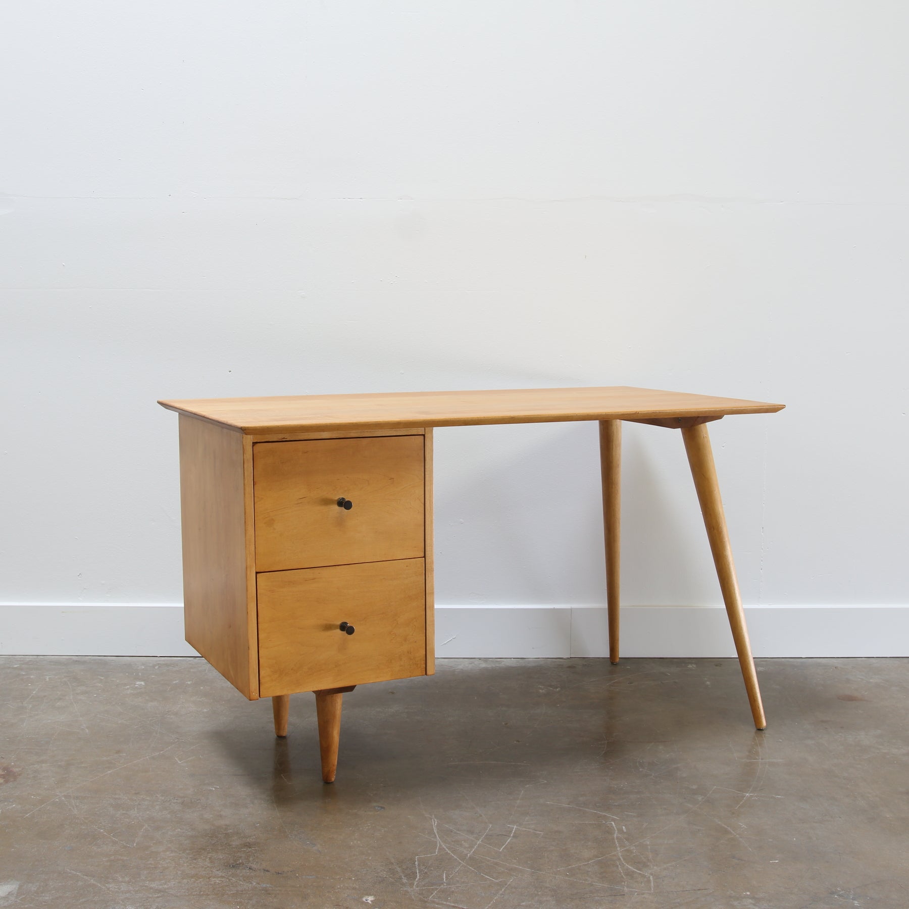 Paul Mccobb Planner Group Desk For Winchendon Furniture Hikos