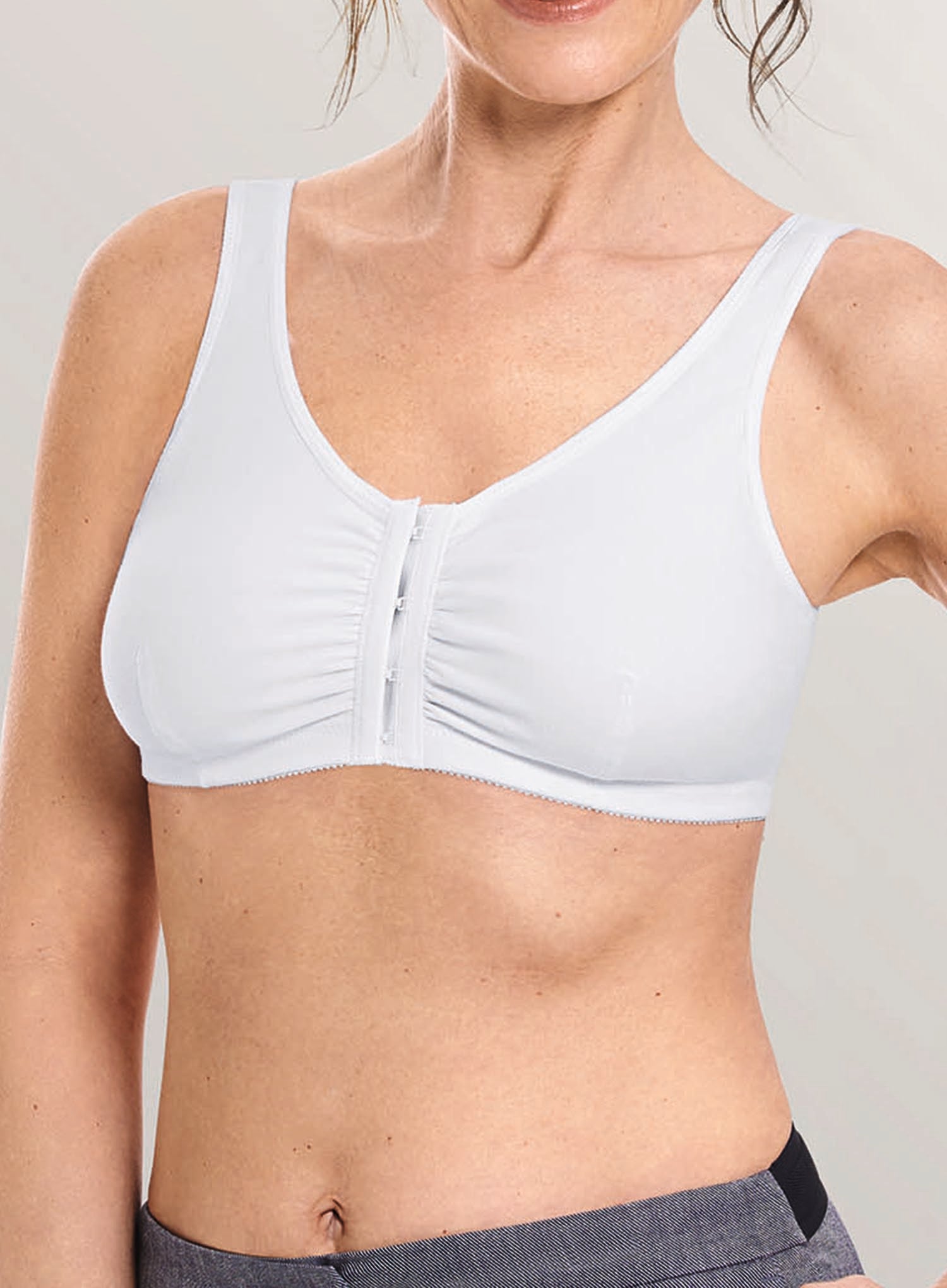 Amoena: Frances Mastectomy Bra White