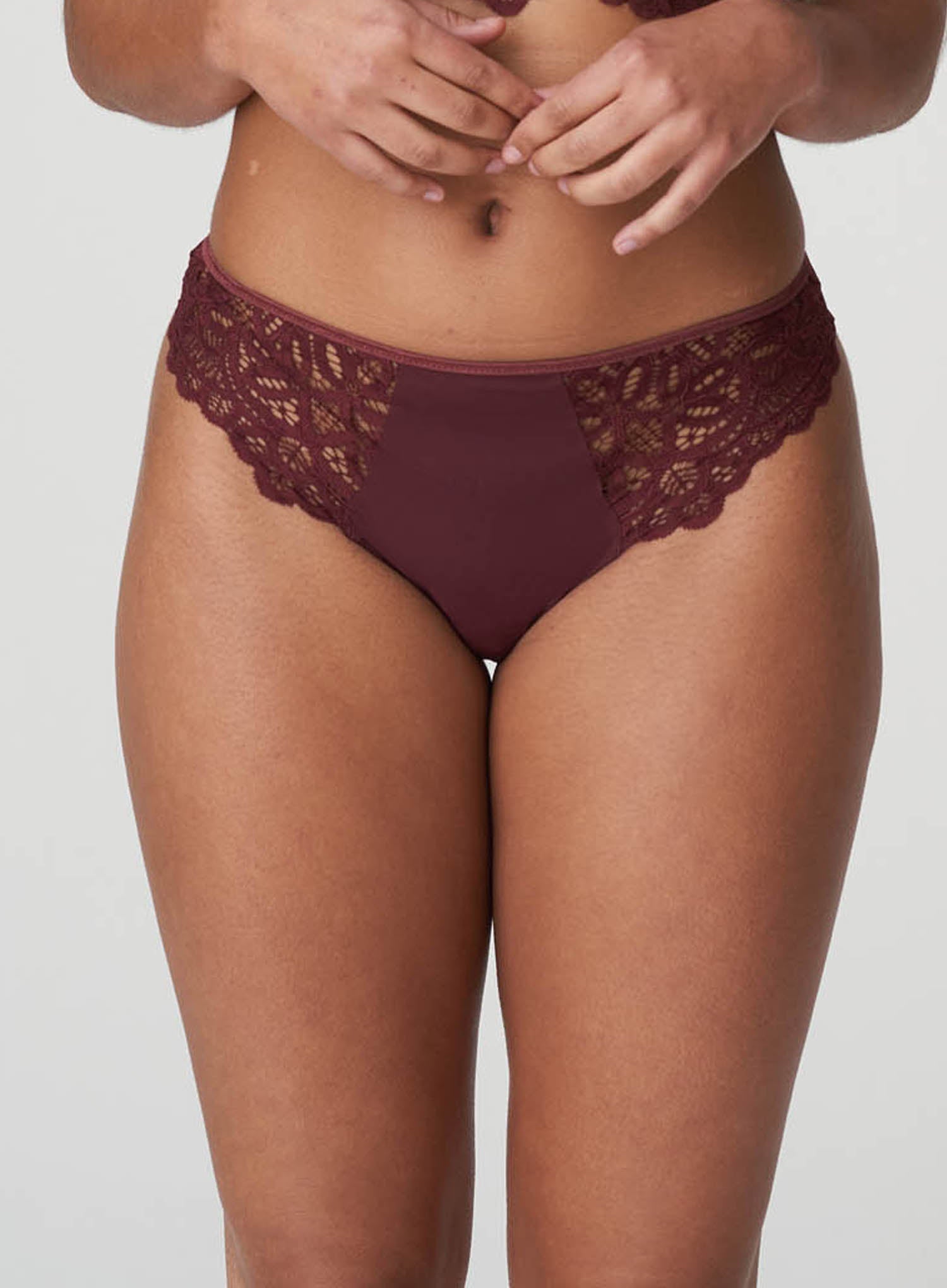 PrimaDonna Twist: First Night Longline Bra Merlot – DeBra's