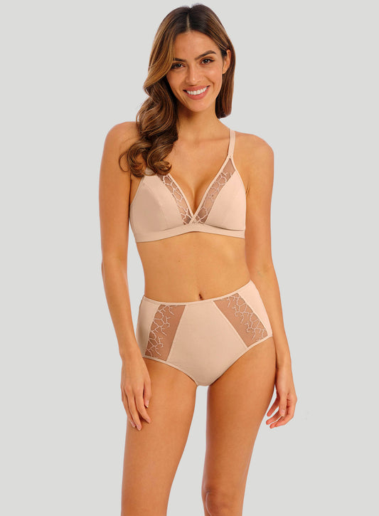 Wacoal: Lisse Underwired Moulded Spacer Bra White – DeBra's