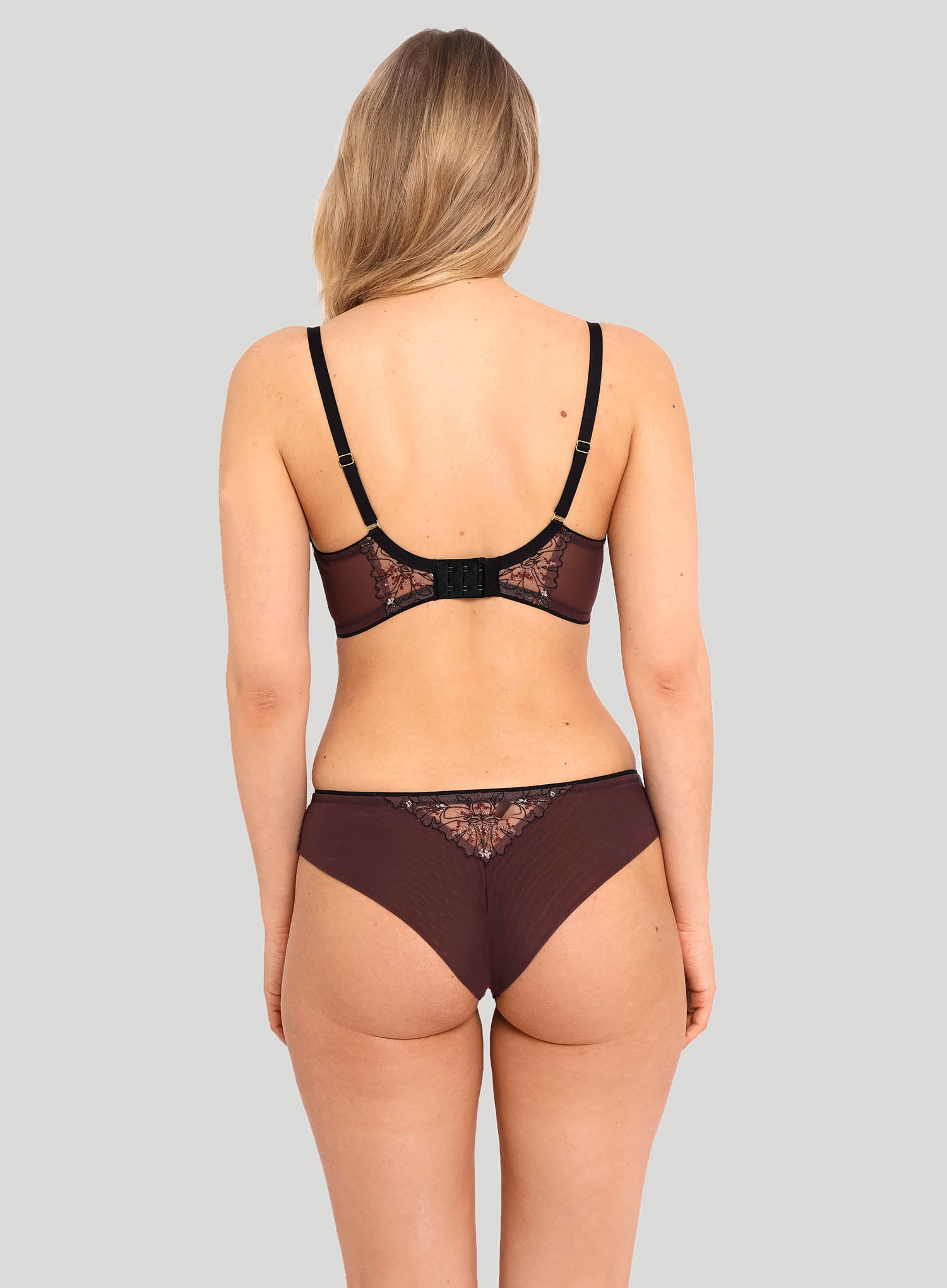 Samanta Lingerie: Gloria Soft High Apex Bra Amethystine