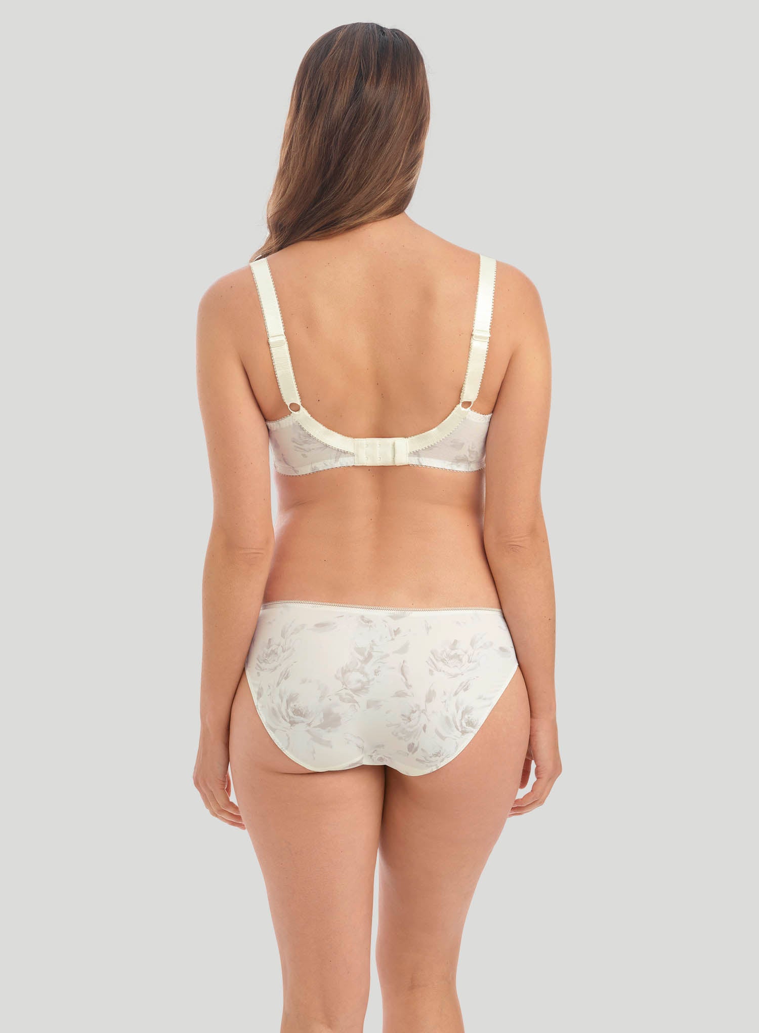 Fantasie: Caroline Brief Pearl