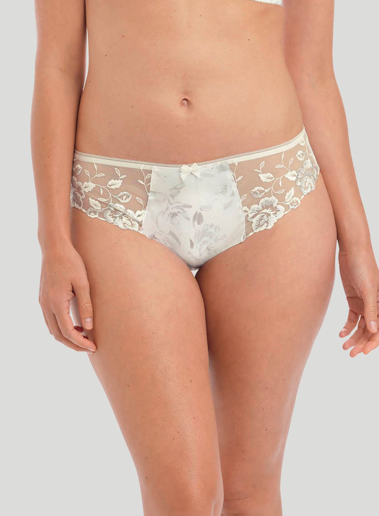 Fantasie: Caroline Brief Pearl