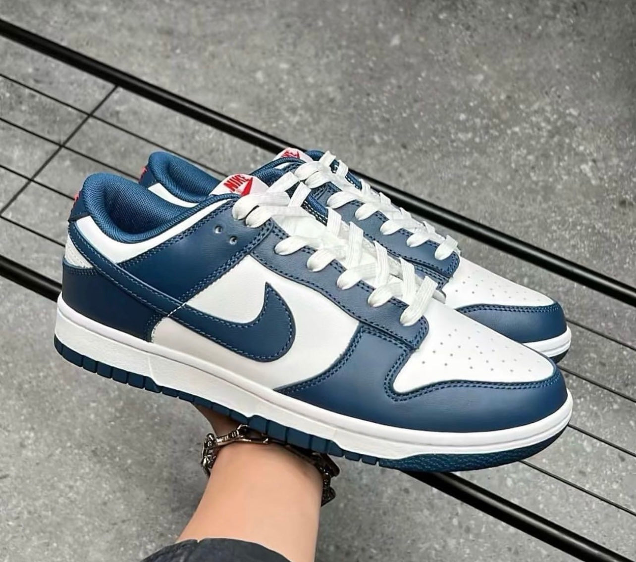 Nike Dunk Low Valerian Blue M – Solsneaks