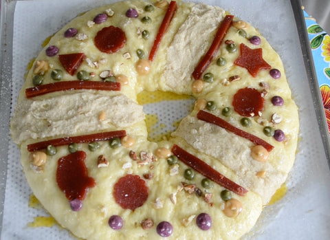 Mission Chocolate Recipes  How to make a Rosca de Reyes