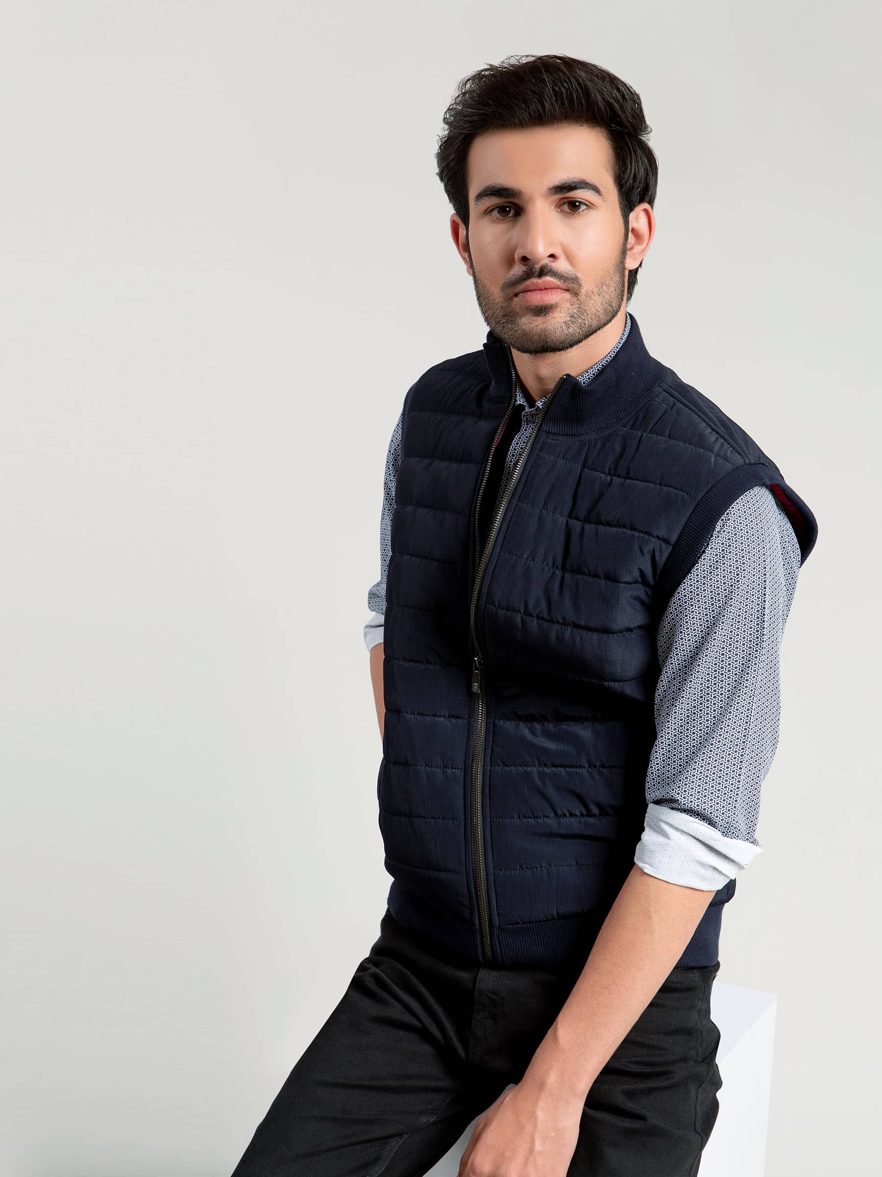 Armani Sleeveless Jacket Cheap Orders, Save 63% 