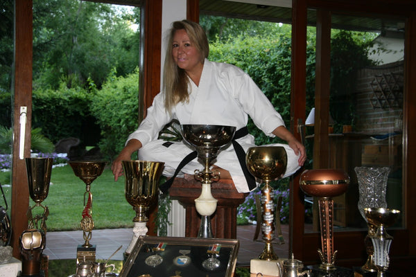 Marisa Rozalén, leyenda del Karate y primera mujer en conseguir el 8° DAN
