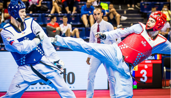 Taekwondo: Equipación indispensable para WTF competición