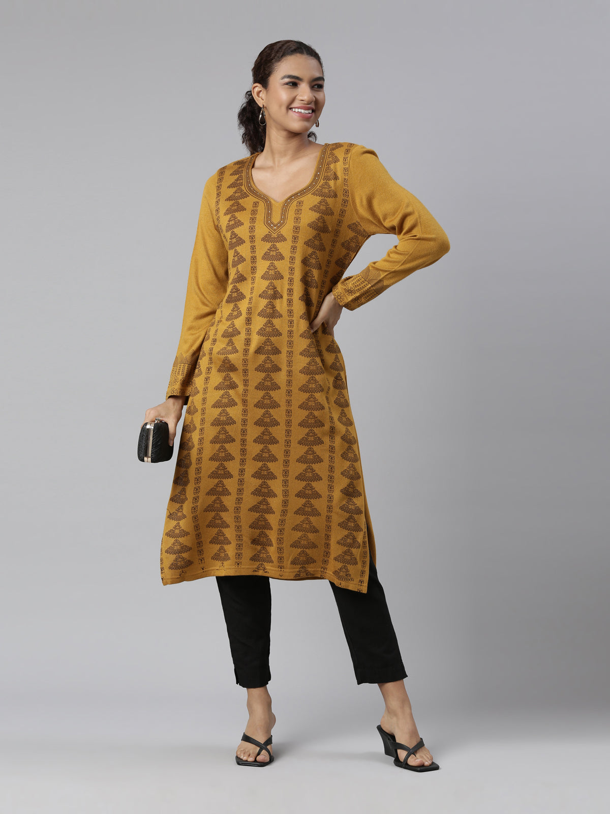 Aggregate more than 138 winter kurti designs 2023 latest