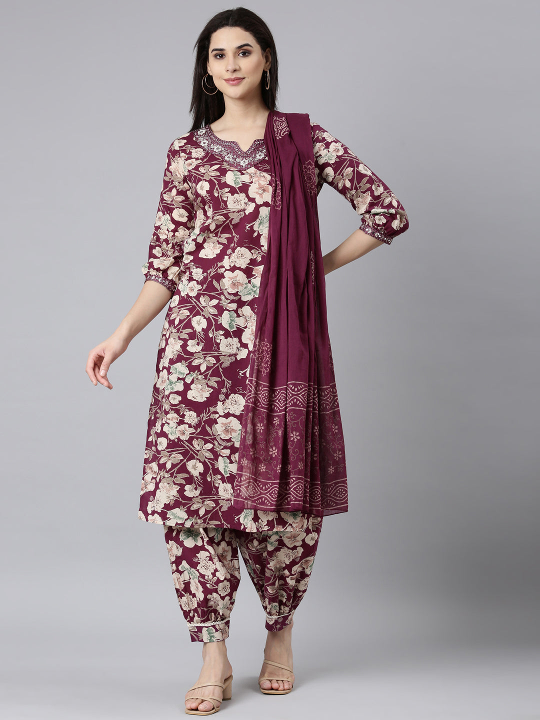 Neerus Kurtas - Buy Neerus Kurtas Online at Best Prices In India |  Flipkart.com