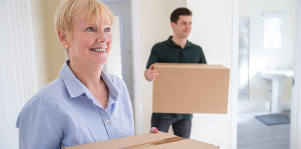 Senior woman downsizing (c)Shutterstock