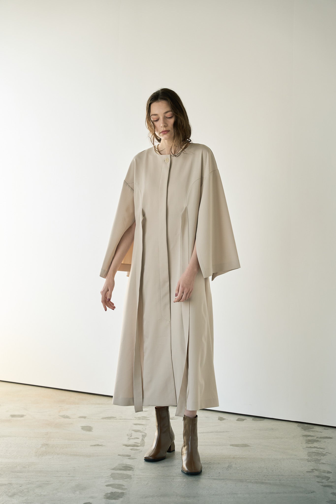 slit sleeve coat one-piece