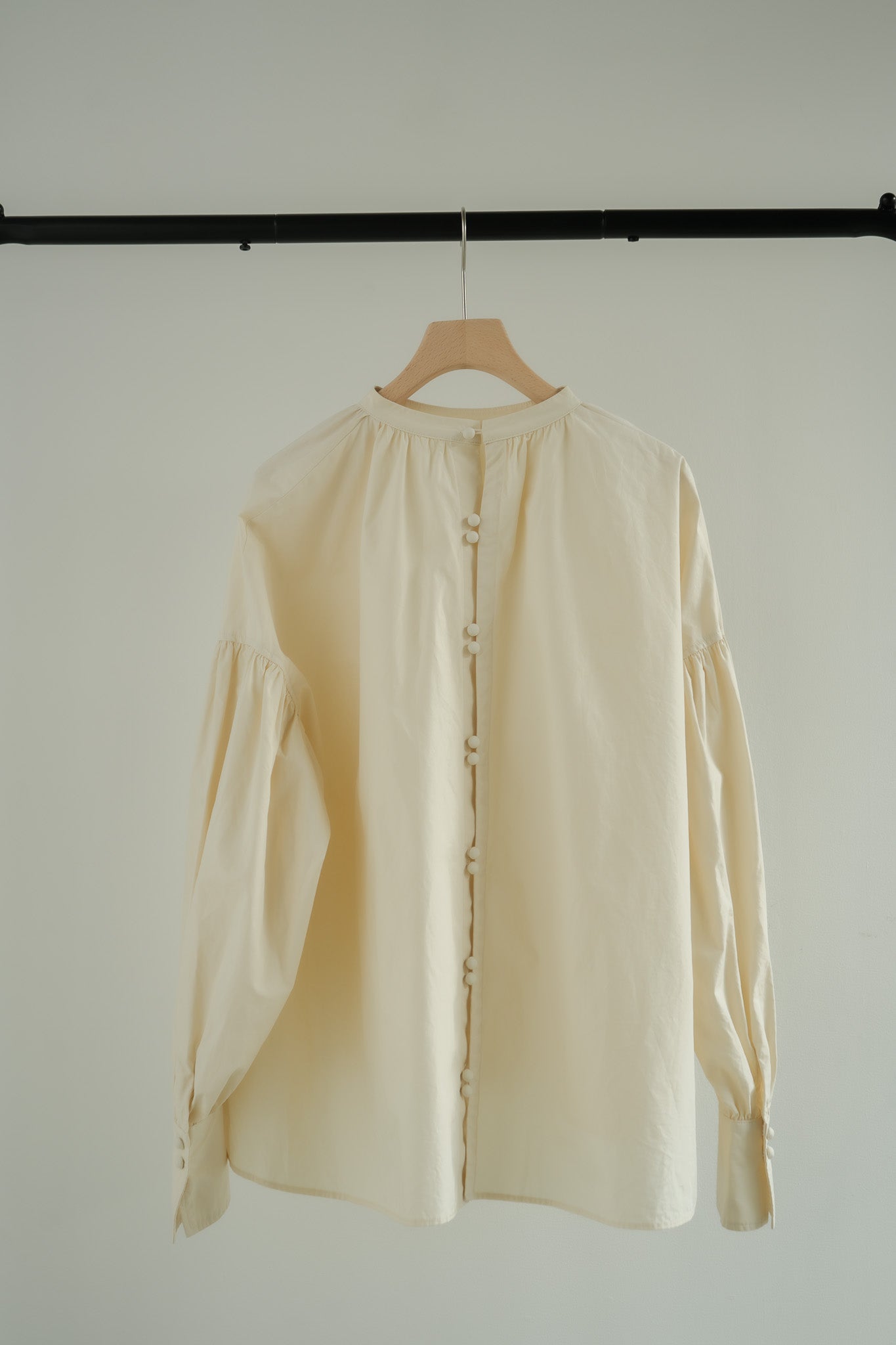 back button gather blouse – Eaphi