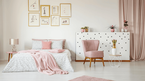 pink relaxing bedroom