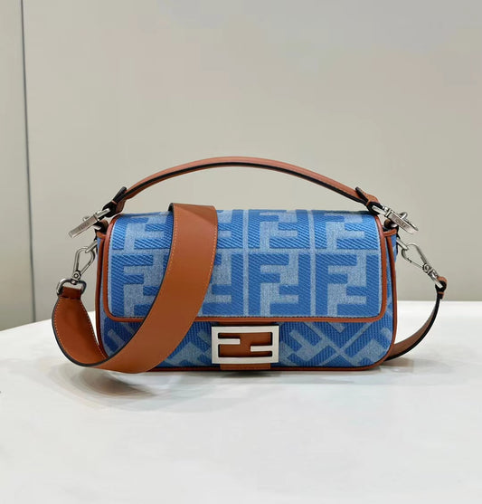 Bolsa Fendi - Baguette