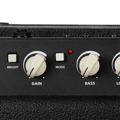 Amplifier Guitar Bass Cort CM40B 40-Watts có các nút điều chỉnh chế độ