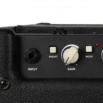 Amplifier Guitar Bass Cort CM40B 40-Watts có nút điều chỉnh Bright