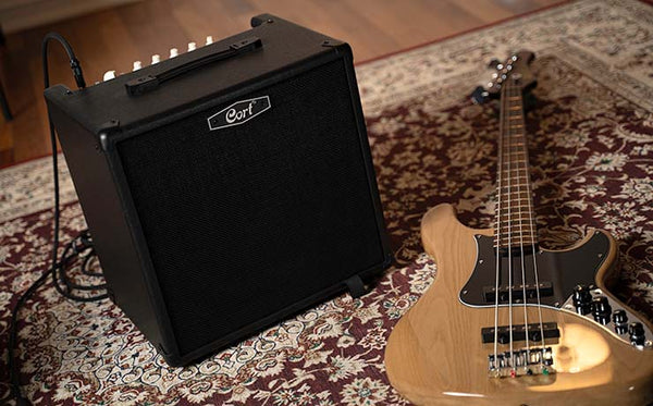 Amplifier Guitar Bass Cort CM40B 40-Watts là bộ khuếch đại dành cho guitar bass công suất 40-watts