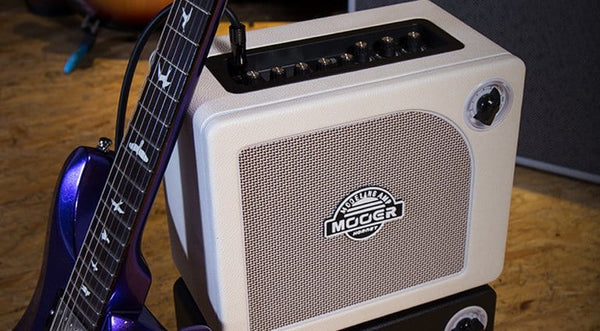 Amplifier Guitar Mooer Hornet 15, White