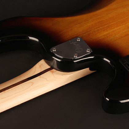 Đàn Guitar Bass 4-dây Cort GB34JJ có khớp nối cần đàn tiện dụng