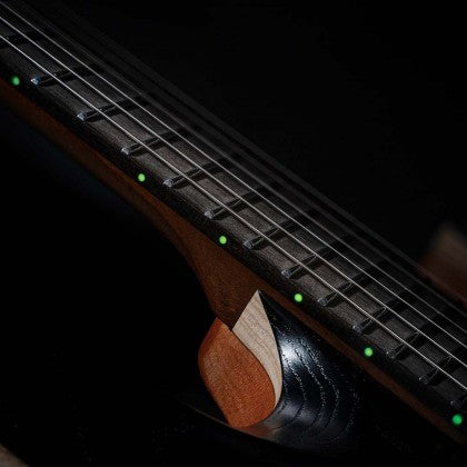 Đàn Guitar Điện Cort KX700 EverTune có dấu chấm bên phản quang luminlay