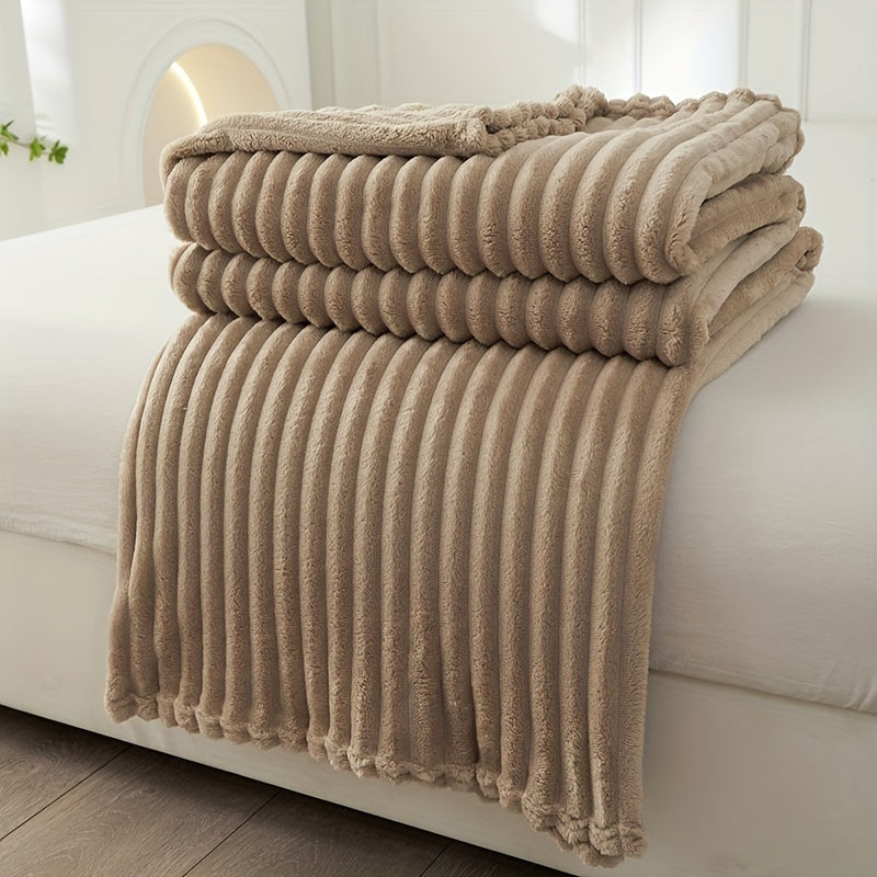 Product Image for Weiche Kuscheldecke mit Rippenstruktur – Flauschige, warme Decke für gemütliche Stunden auf Sofa & Bett, Khaki / 180 x 200cm